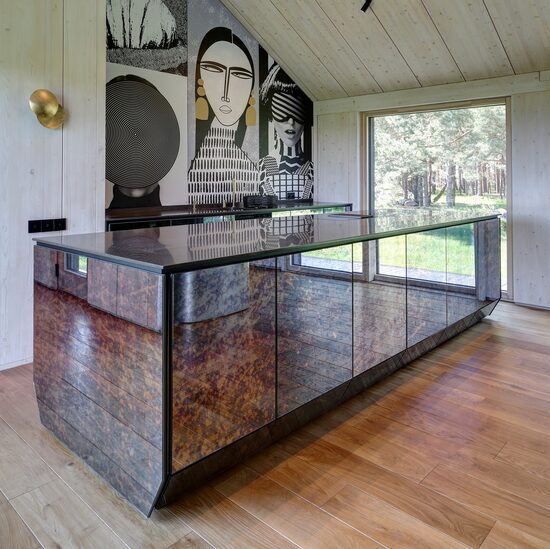 LUCET spoguļstikla virtuve